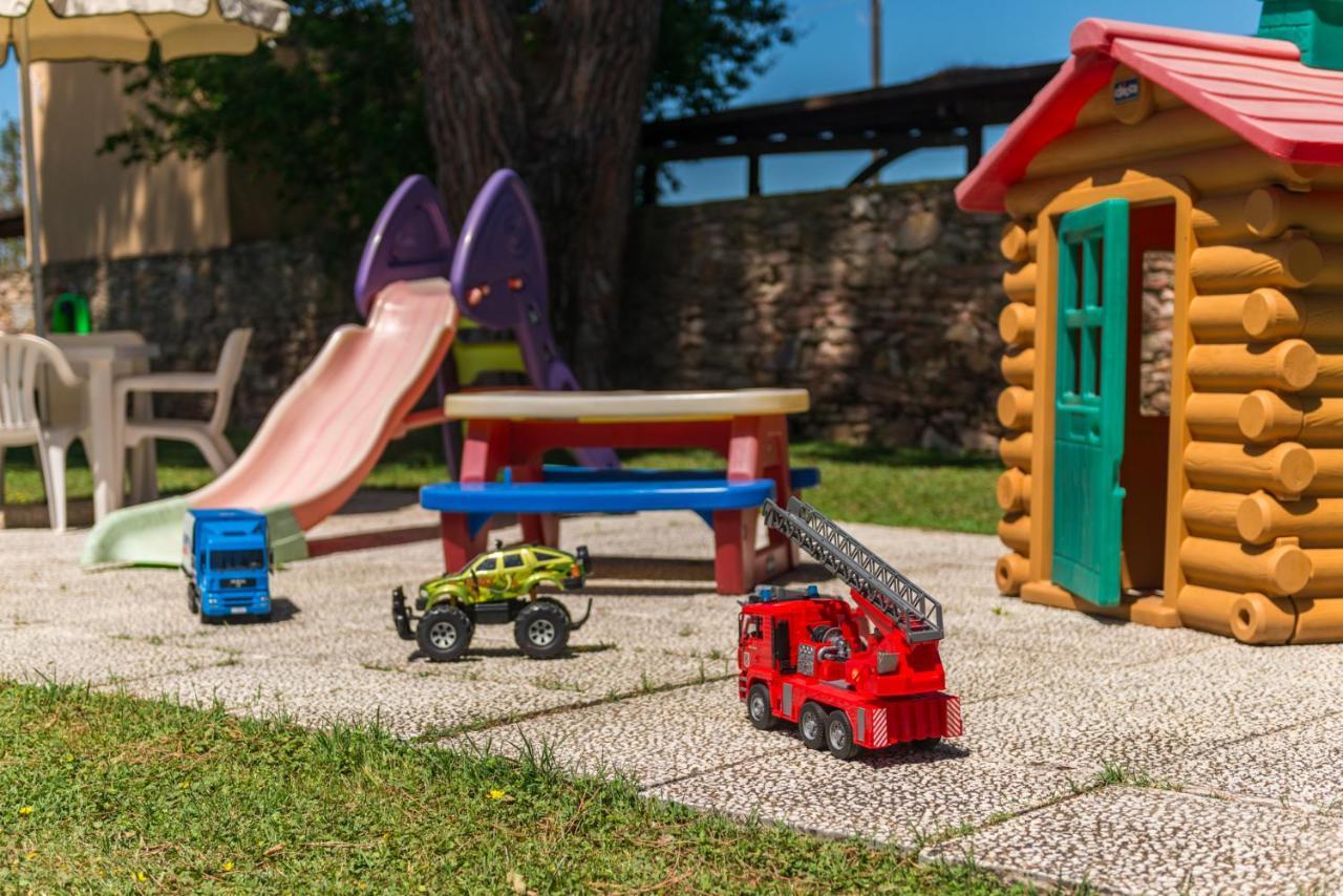 Agriturismo Le Vecchie Scuole Campiglia Marittima Dış mekan fotoğraf
